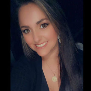 Meet your Posher, Yvonne